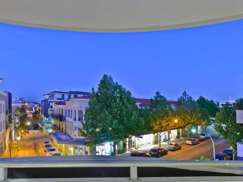 3/113 Royal Street, East Perth WA 6004