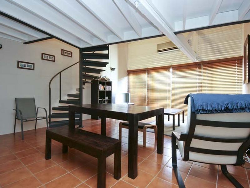 17 Little Brown Street, East Perth WA 6004