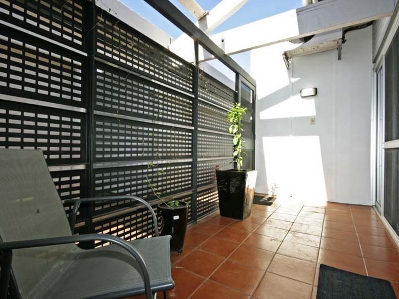 17 Little Brown Street, East Perth WA 6004