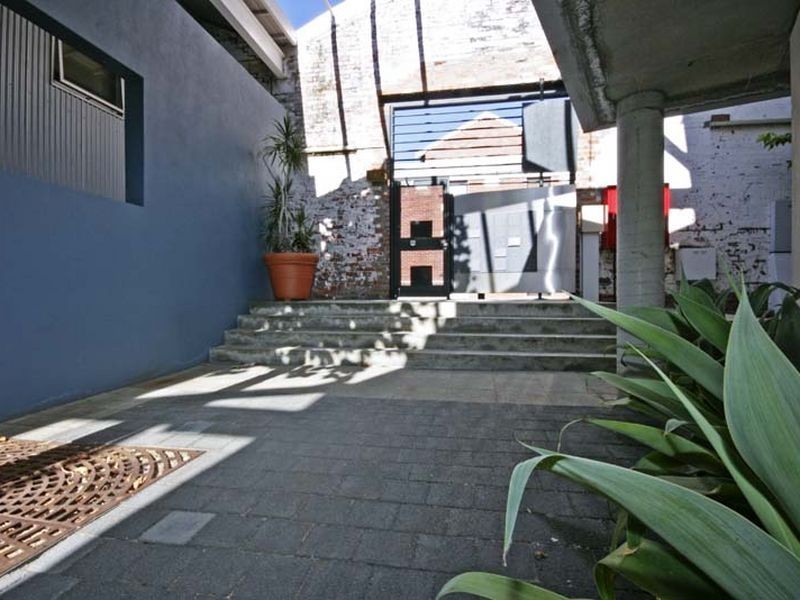 17 Little Brown Street, East Perth WA 6004