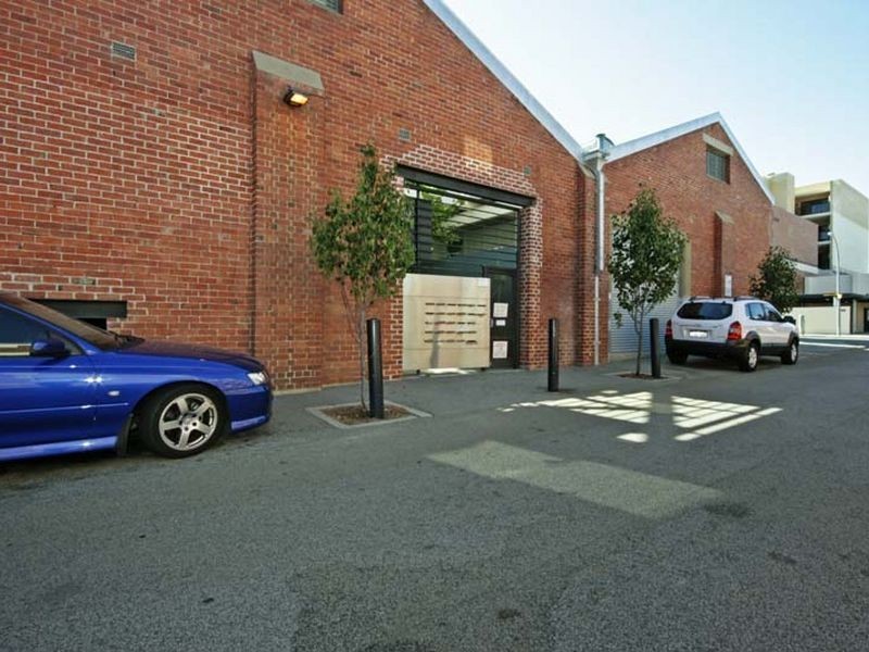 17 Little Brown Street, East Perth WA 6004