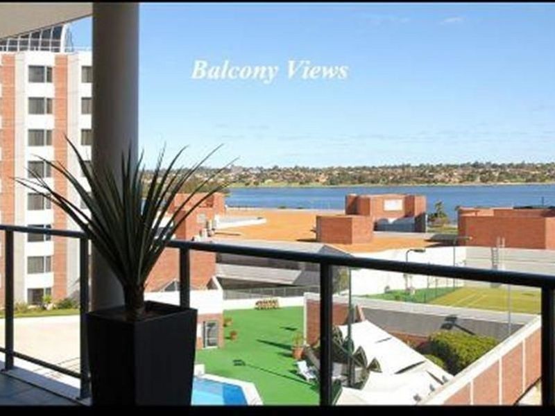 90/131 Adelaide Terrace, East Perth WA 6004