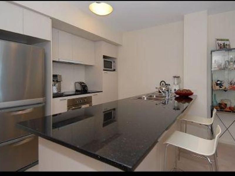 90/131 Adelaide Terrace, East Perth WA 6004