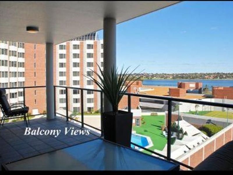 90/131 Adelaide Terrace, East Perth WA 6004