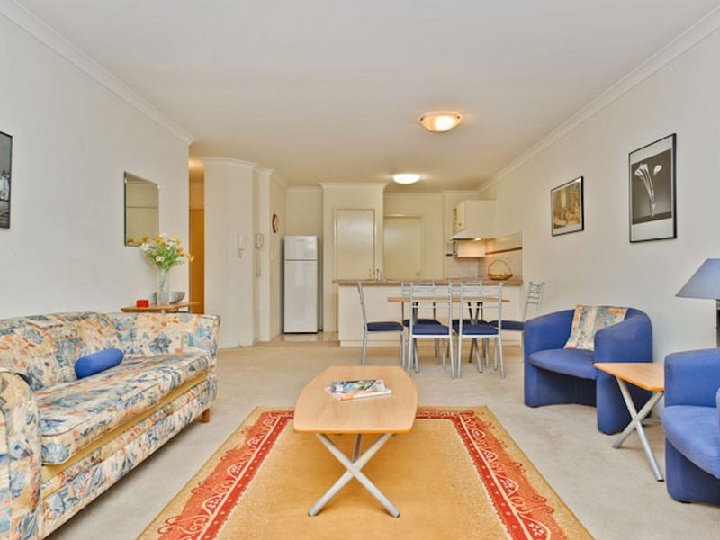 68/138 Adelaide Terrace, East Perth WA 6004