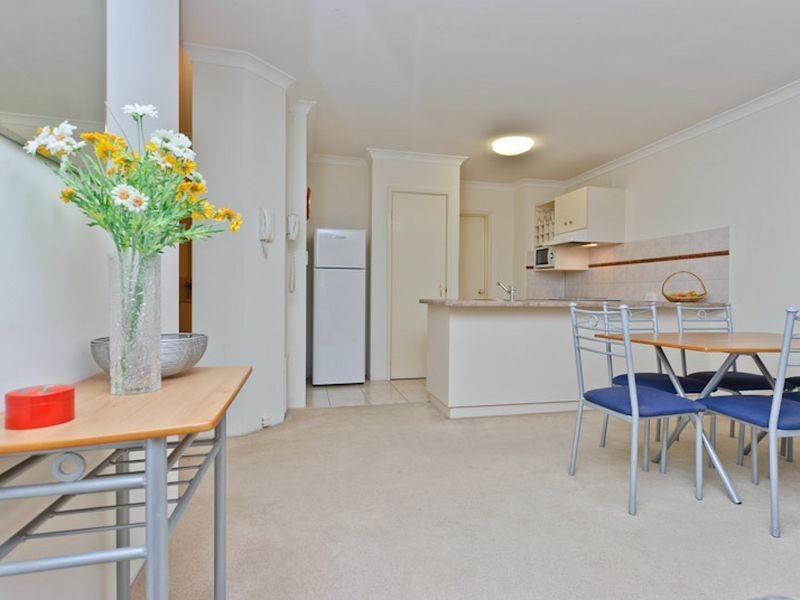 68/138 Adelaide Terrace, East Perth WA 6004