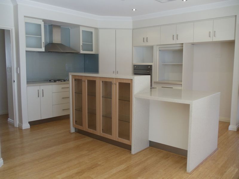 2/92 Welwyn Avenue, Salter Point WA 6152