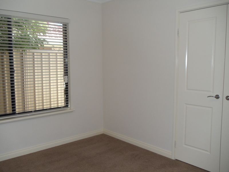 2/92 Welwyn Avenue, Salter Point WA 6152