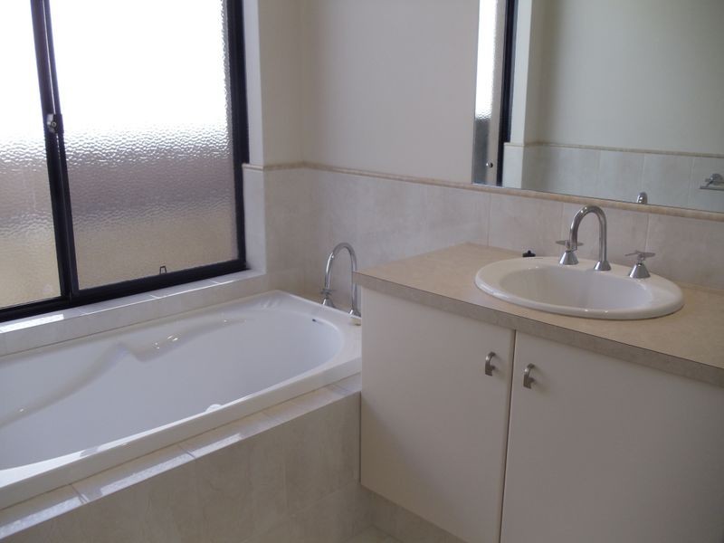 2/92 Welwyn Avenue, Salter Point WA 6152