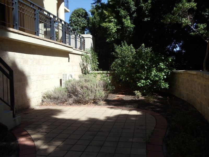 4/24 Constitution, East Perth WA 6004