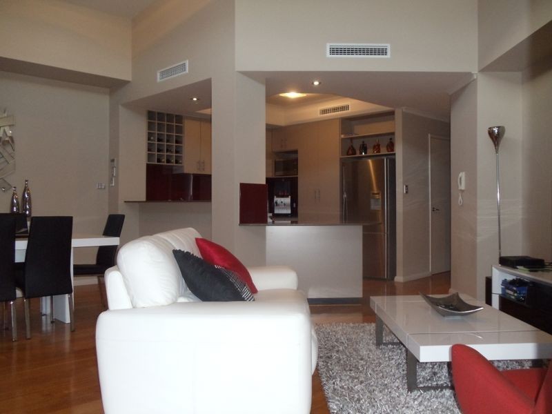 4/7 Henry Street, East Perth WA 6004