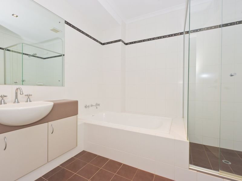 4/7 Henry Street, East Perth WA 6004