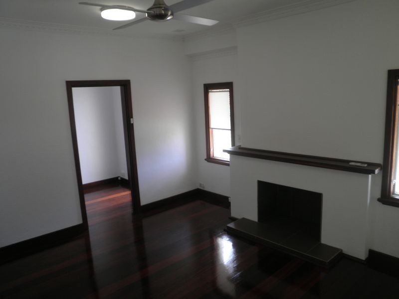 17 Beatrice Street, Doubleview WA 6018