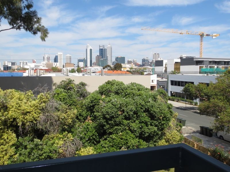 21/290 Stirling Street, Perth WA 6000