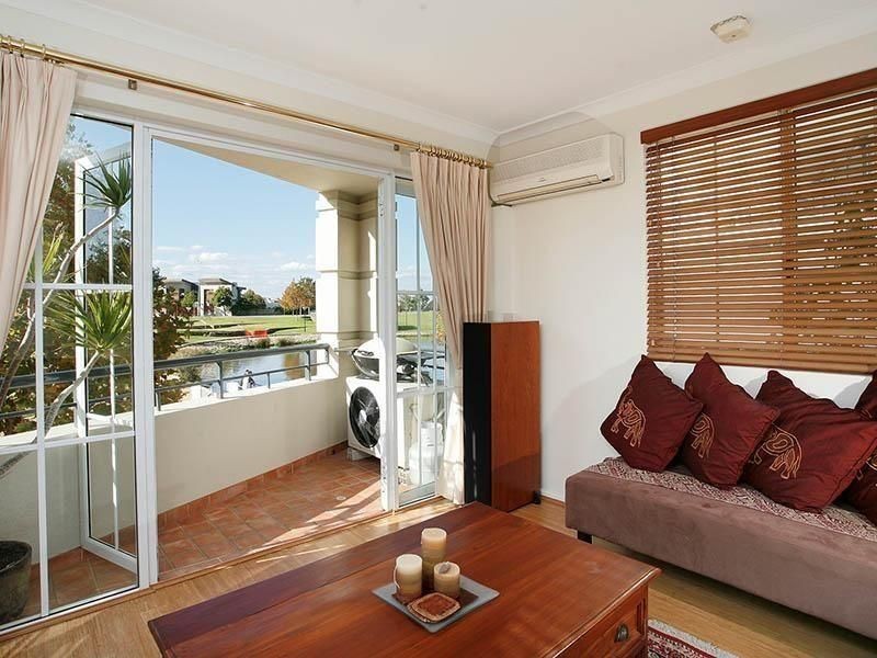 9/32 Eastbrook Terrace, East Perth WA 6004