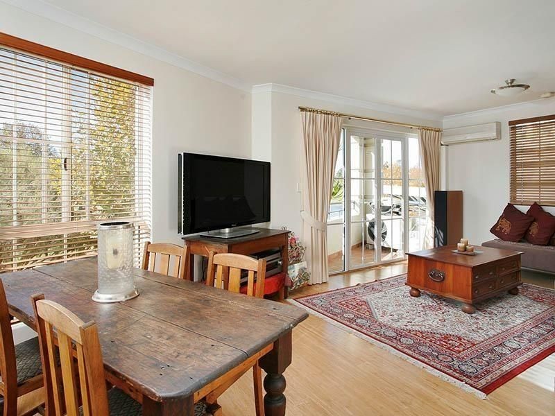 9/32 Eastbrook Terrace, East Perth WA 6004