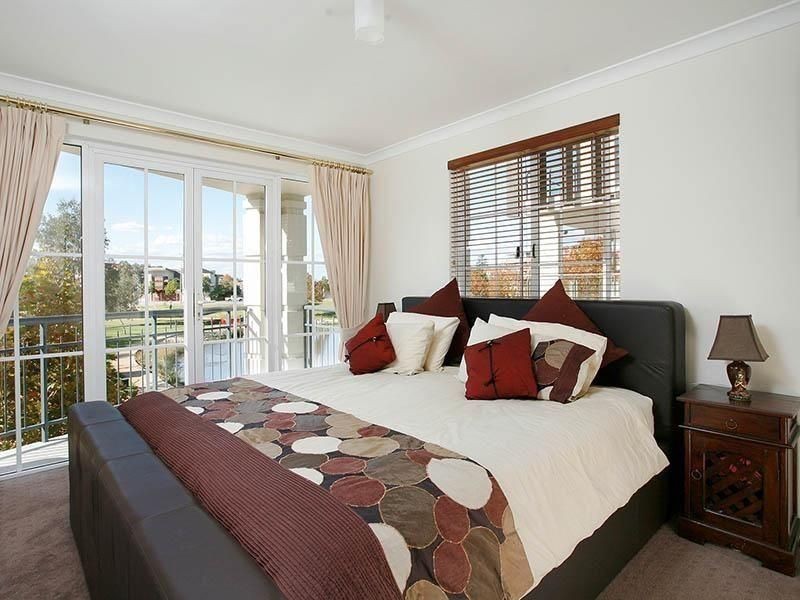 9/32 Eastbrook Terrace, East Perth WA 6004