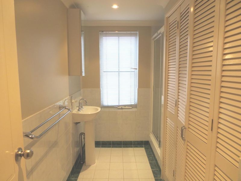 4/2 Henry Lawson Walk, East Perth WA 6004