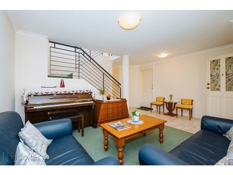 6 Caston Terrace, Maylands WA 6051