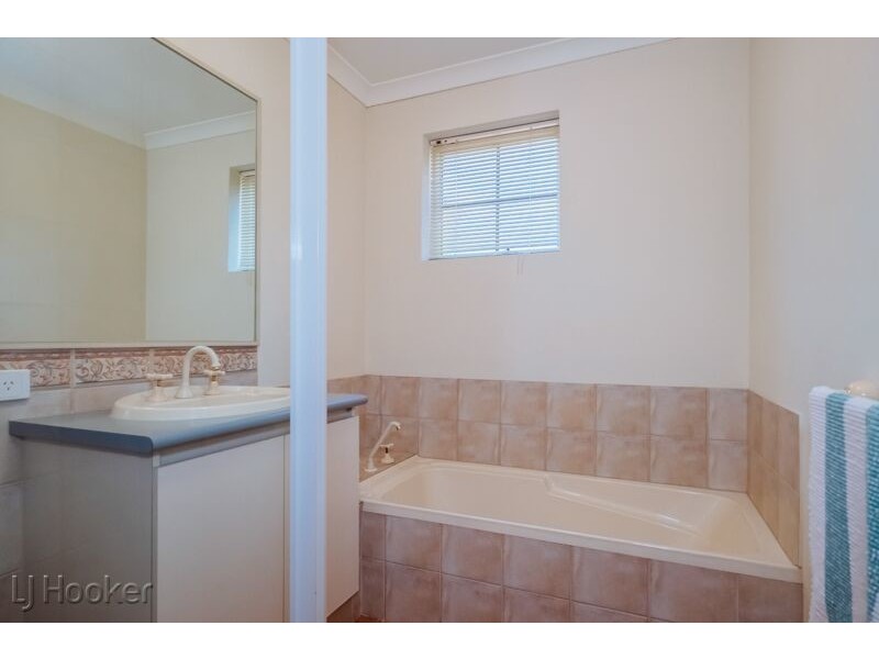 6 Caston Terrace, Maylands WA 6051