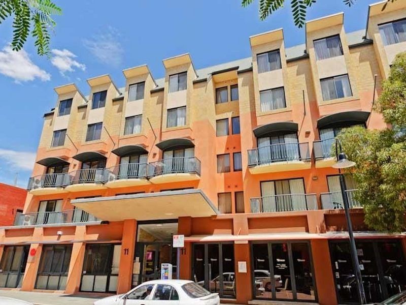 8/11 Regal Place, East Perth WA 6004