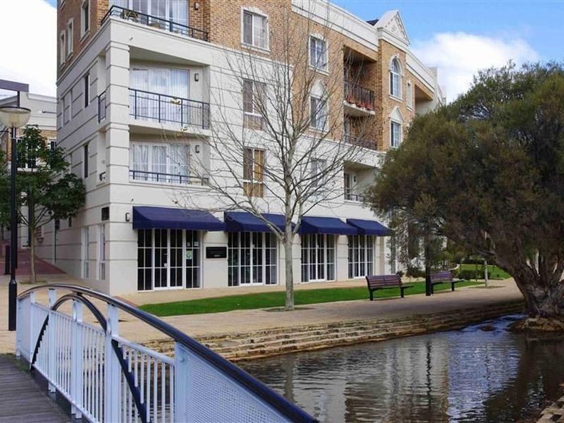 14/32 Eastbrook Terrace, East Perth WA 6004