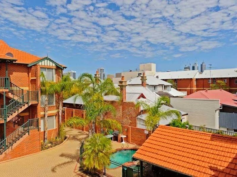 12/42 Bronte Street, East Perth WA 6004