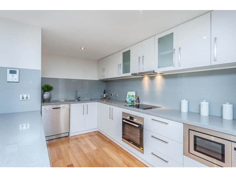 1/39 Tully Road, East Perth WA 6004