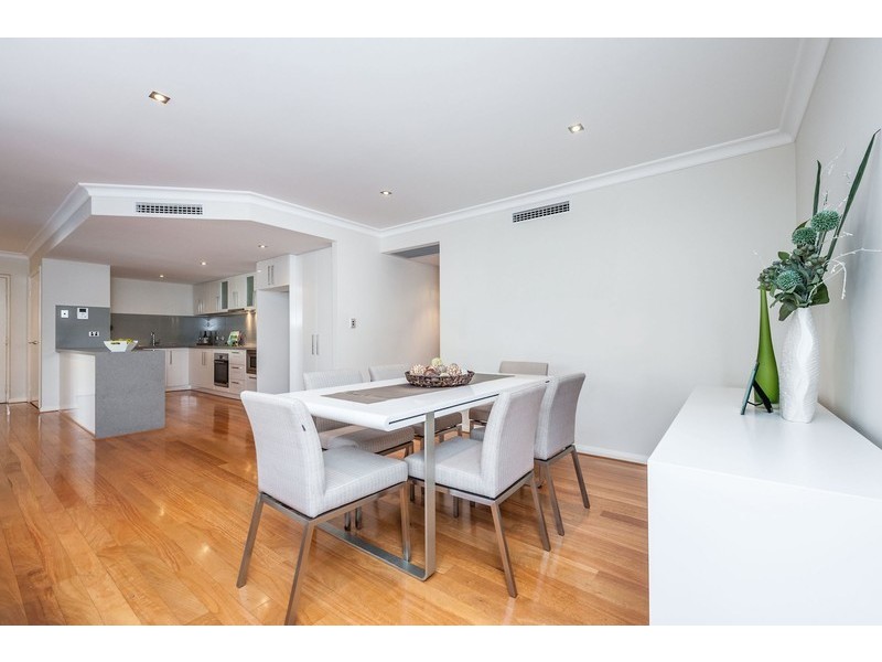 1/39 Tully Road, East Perth WA 6004