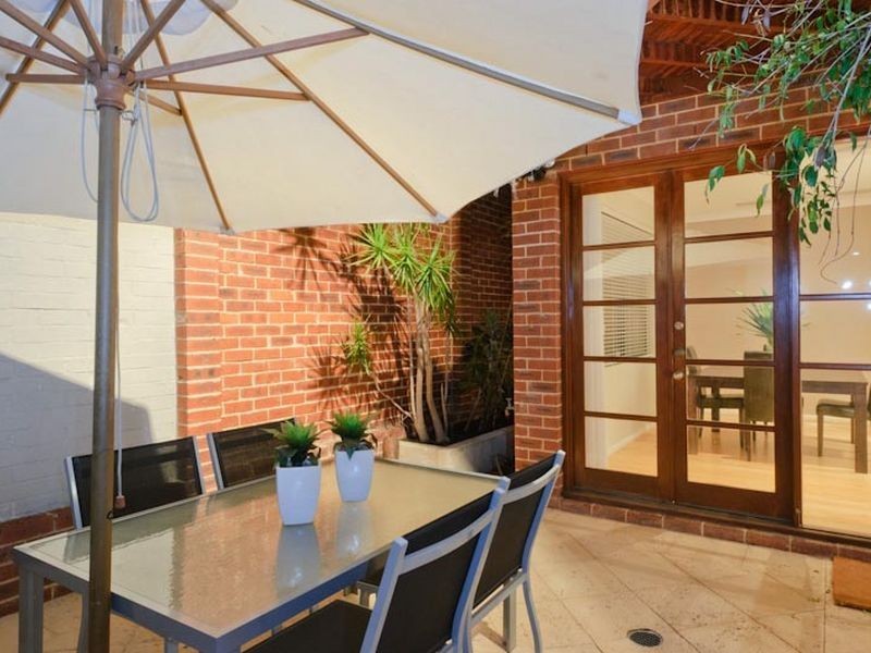 19D Wittenoom Street, East Perth WA 6004