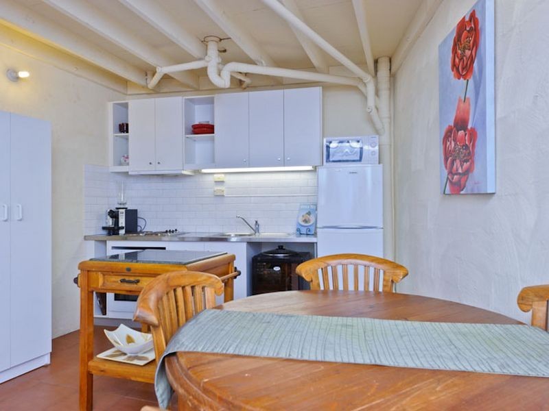 27 Little Brown Street, East Perth WA 6004