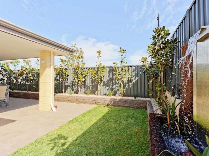 1 Bradburn Street, Aveley WA 6069