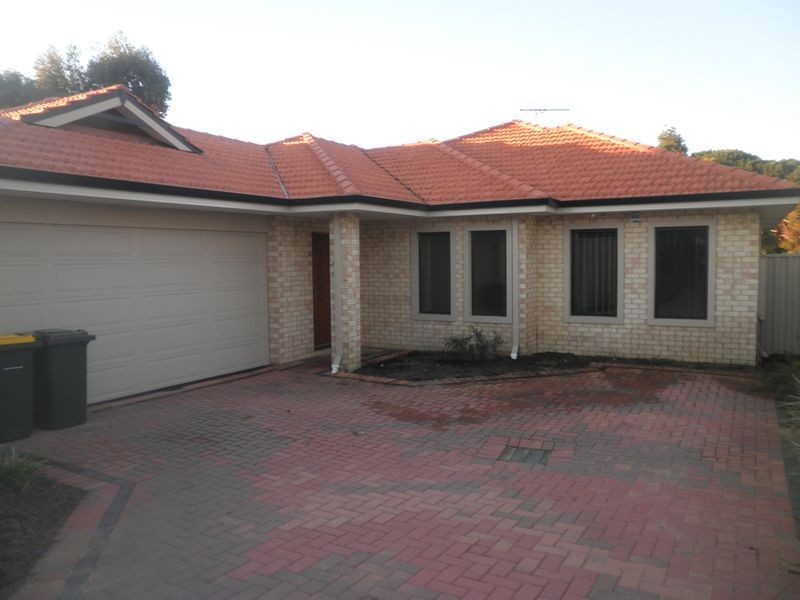 2/134 Planet Street, Carlisle WA 6101