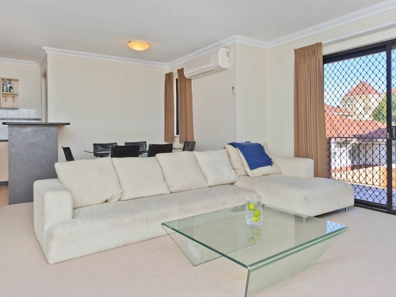 10/28 Bronte Street, East Perth WA 6004