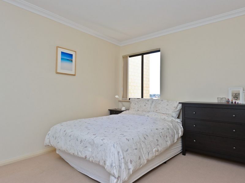 10/28 Bronte Street, East Perth WA 6004