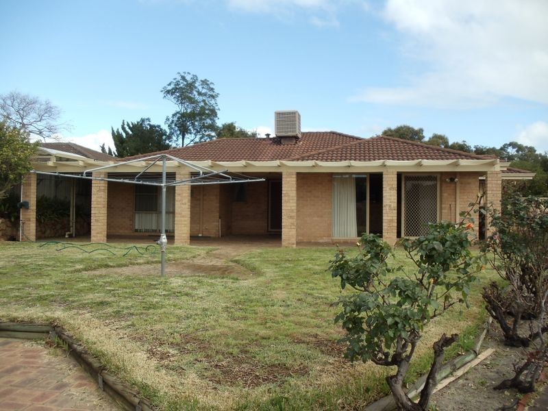 8 Verbena Crescent, Dianella WA 6059