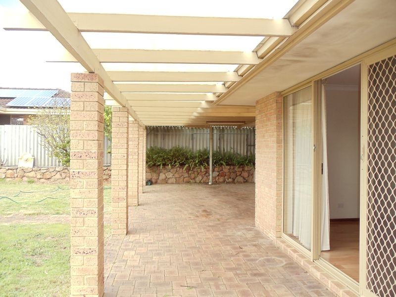 8 Verbena Crescent, Dianella WA 6059