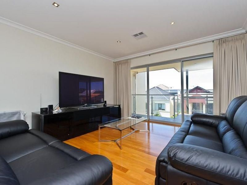 7/39 Tully Road, East Perth WA 6004