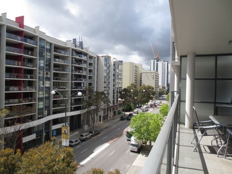 47/131 Adelaide Terrace, East Perth WA 6004