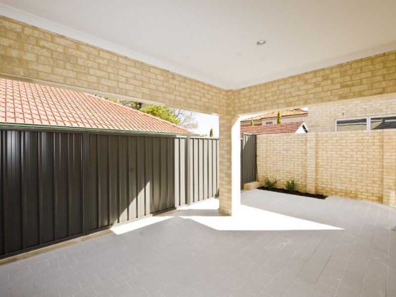 81B Moulden Avenue, Yokine WA 6060