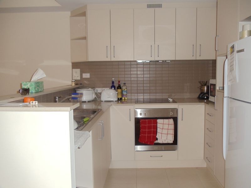 27/18 Wellington Street, East Perth WA 6004