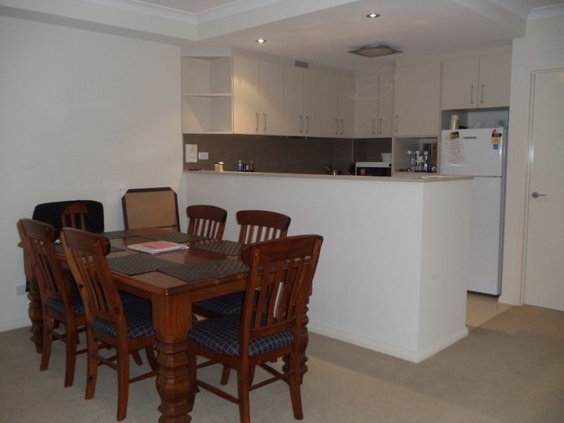 27/18 Wellington Street, East Perth WA 6004