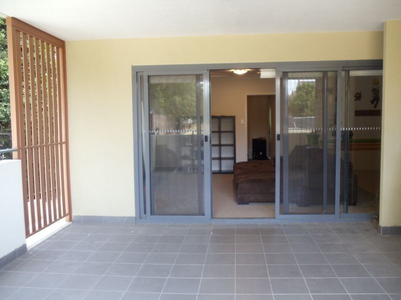 27/18 Wellington Street, East Perth WA 6004