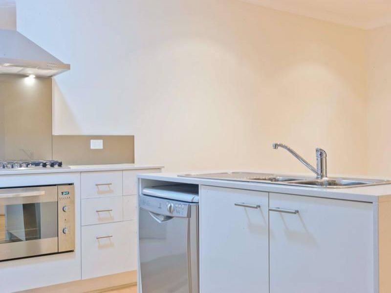 16/153 Kensington Street, East Perth WA 6004