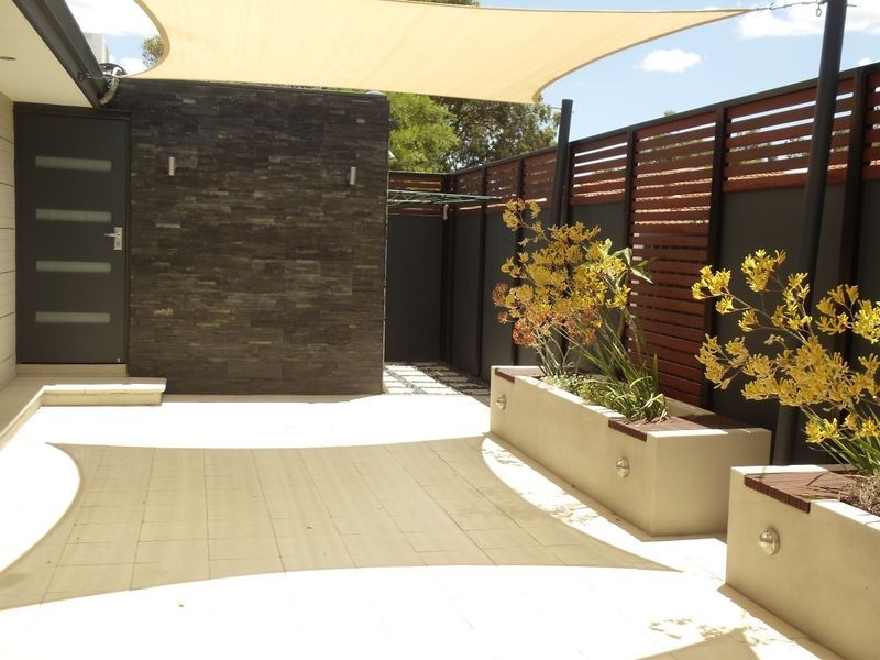 2/96 Green Street, Joondanna WA 6060