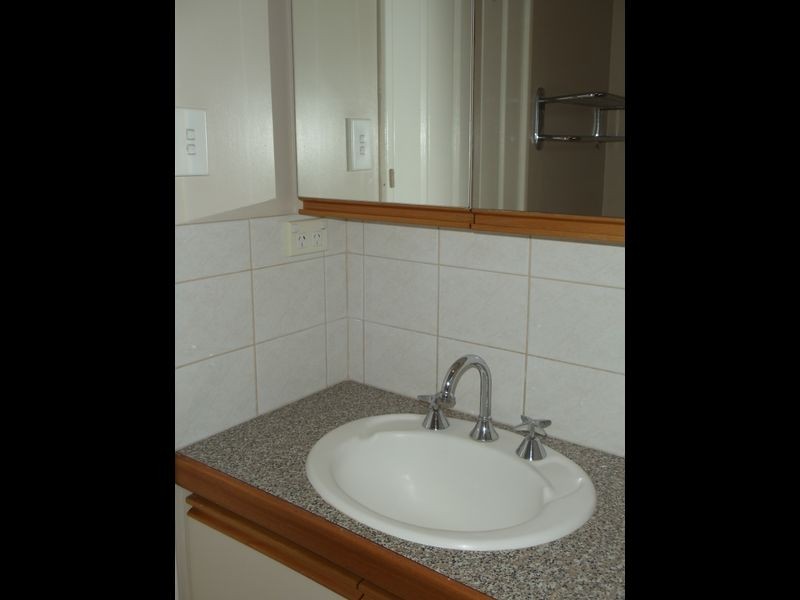 2/96 Green Street, Joondanna WA 6060