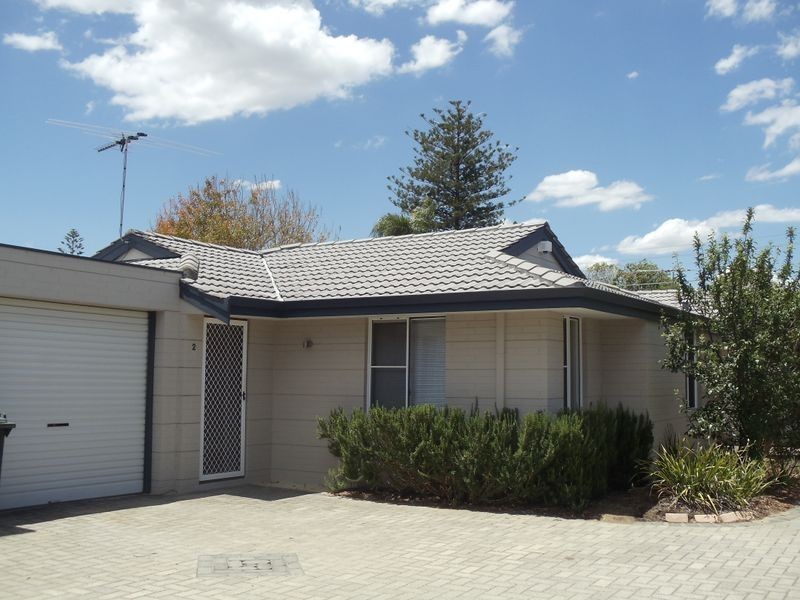 2/96 Green Street, Joondanna WA 6060