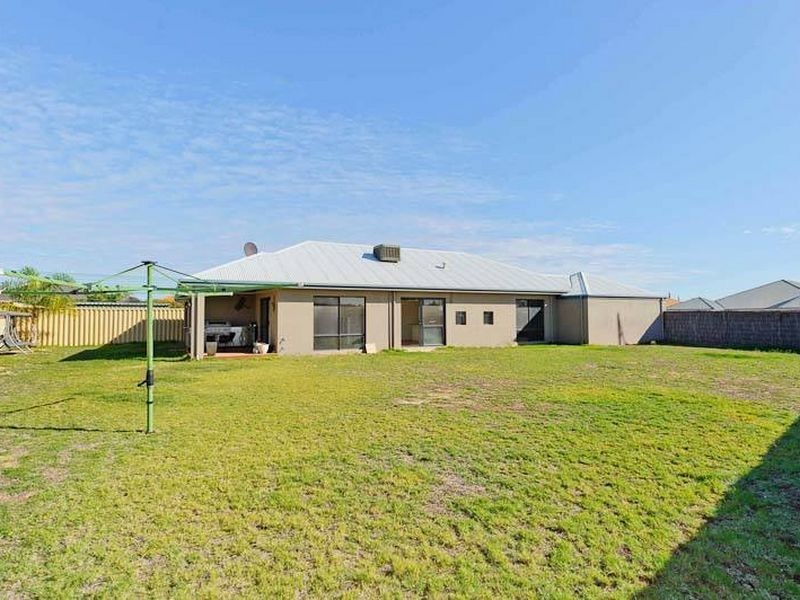 82 Marchwood Boulevard, Butler WA 6036