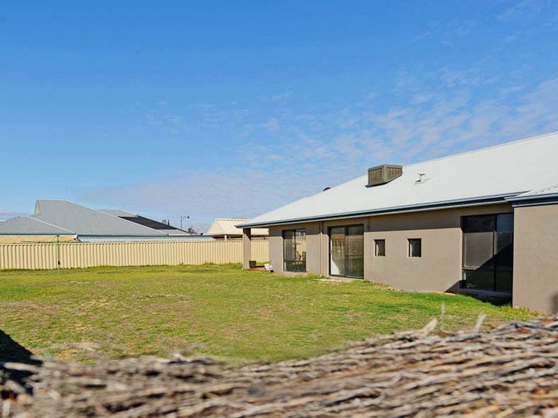 82 Marchwood Boulevard, Butler WA 6036