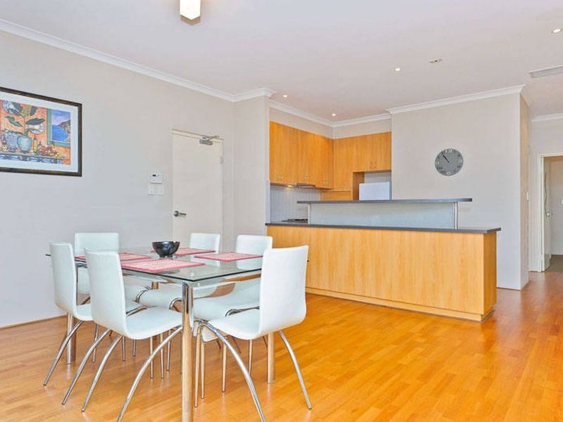 4/131 Royal Street, East Perth WA 6004